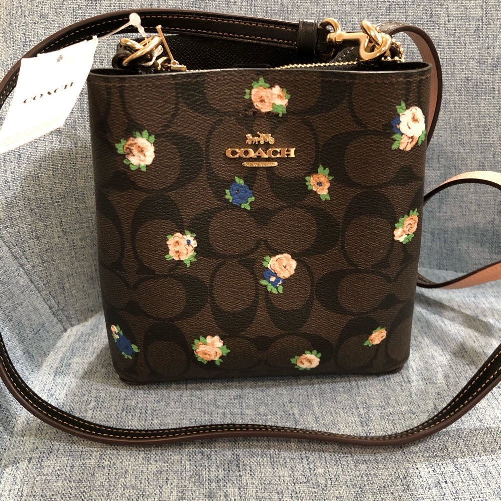 Coach Mini Town bucket bag Signature Canvas With Vintage Mini Rose Print